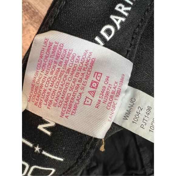 No Boundaries High Rise Skinny Stretch Black Jeans sz 13 NWT Trending Juniors - Picture 10 of 11